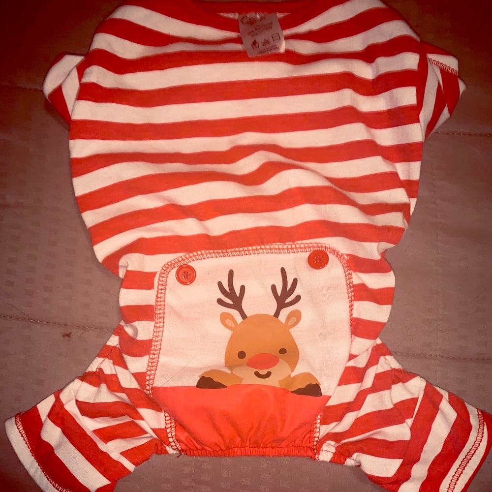🐶 NWOT Doggie Christmas Outfit 🐶